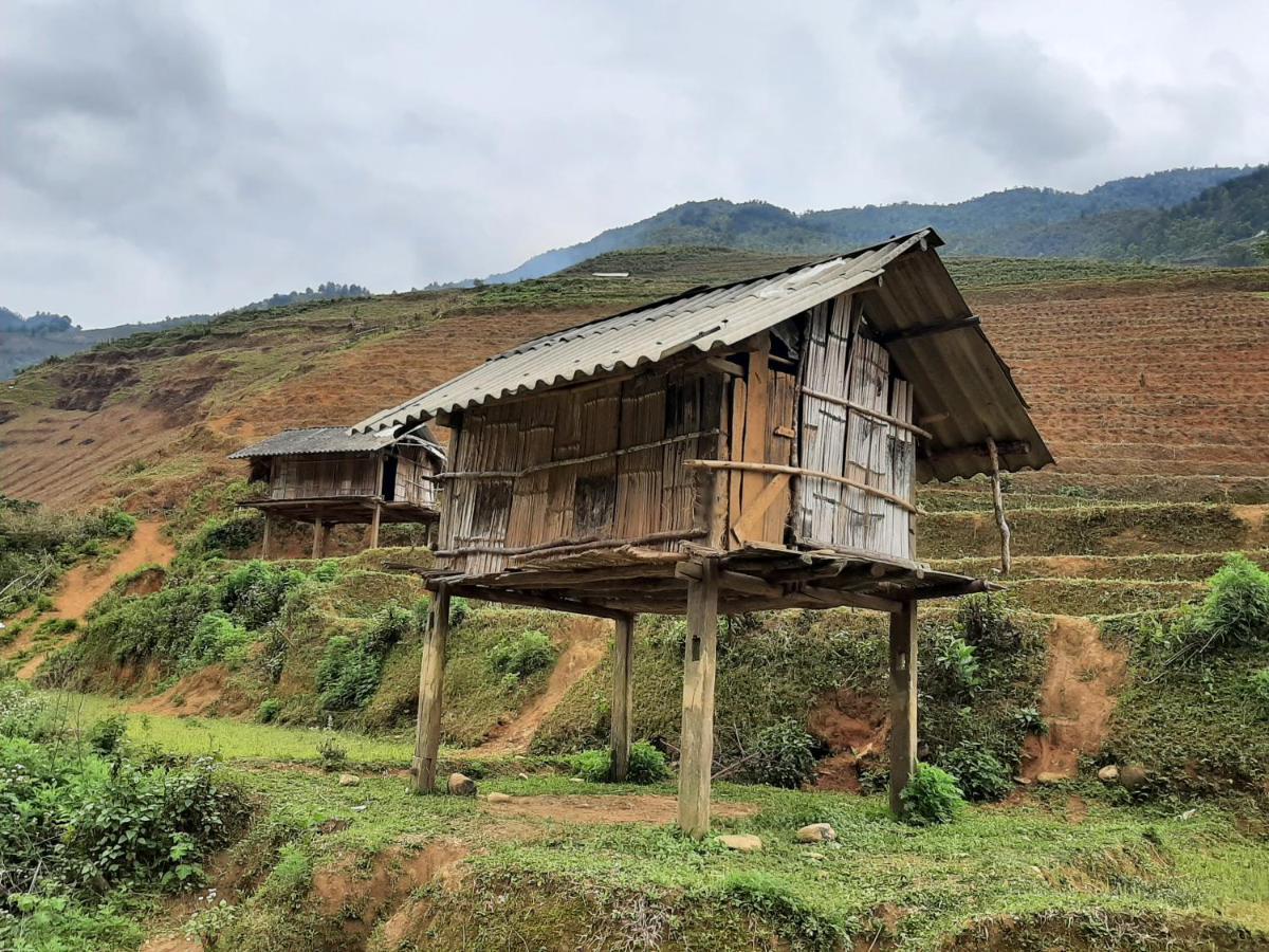 Dong Suoi H'Mong Homestay & Bungalow - Trek & Vegetarian Food Mu Cang Chai Kültér fotó