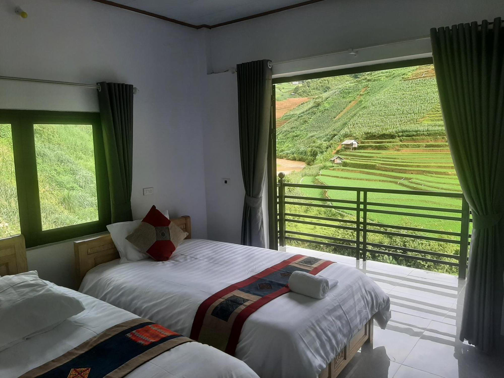 Dong Suoi H'Mong Homestay & Bungalow - Trek & Vegetarian Food Mu Cang Chai Kültér fotó