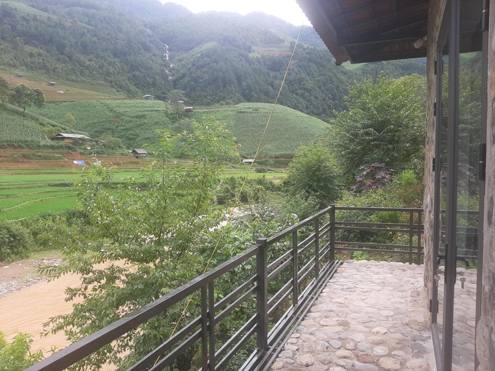 Dong Suoi H'Mong Homestay & Bungalow - Trek & Vegetarian Food Mu Cang Chai Kültér fotó
